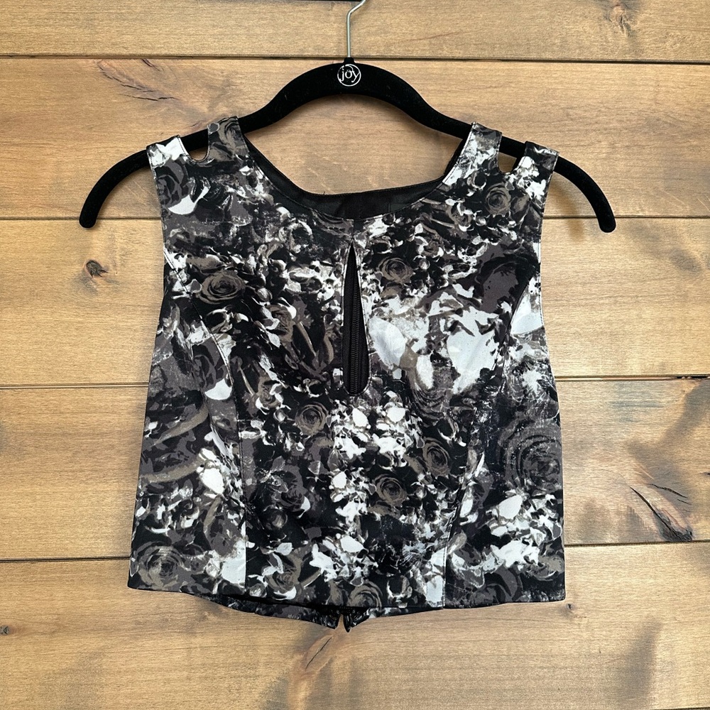 bebe Black Floral Crop Top